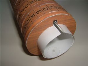 クリプテックスのペーパークラフト